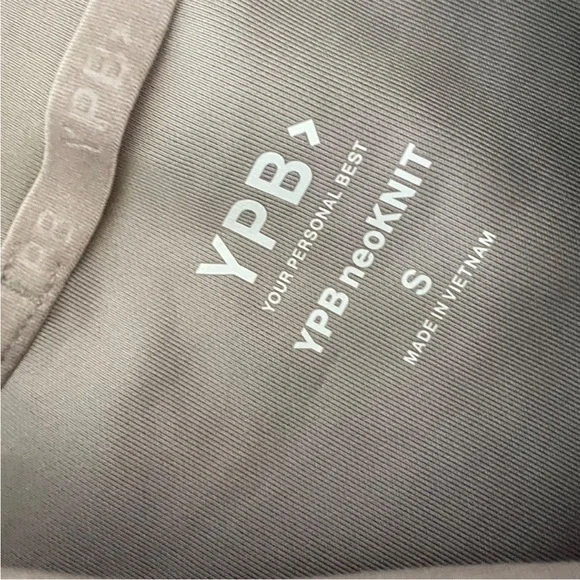 Abercrombie & Fitch YPB NeoKnit Easy Shell Tank & Skirt Set - Picture 4 of 6